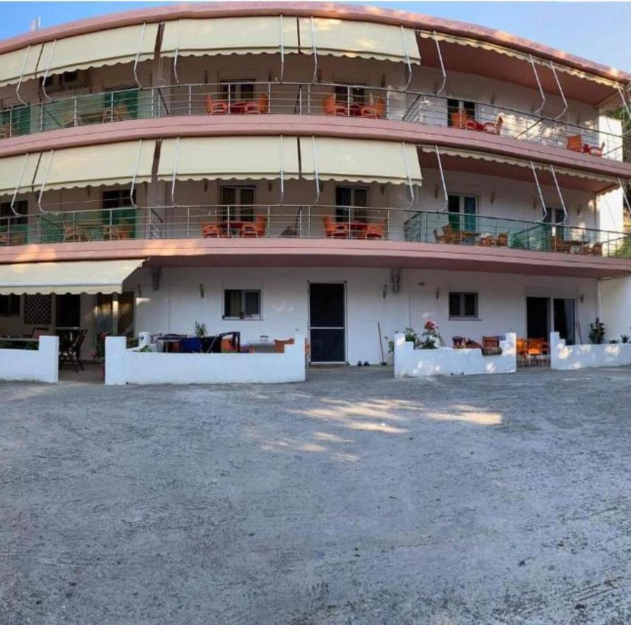 Studio Nikol Koutsoupia Kókkinon Nerón Dış mekan fotoğraf